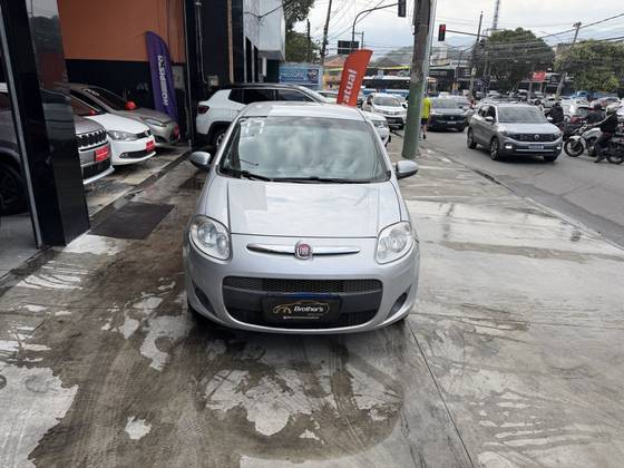 FIAT PALIO 1.0 MPI ATTRACTIVE 8V FLEX 4P MANUAL FIAT PALIO 1.0 MPI ATTRACTIVE 8V FLEX 4P MANUAL